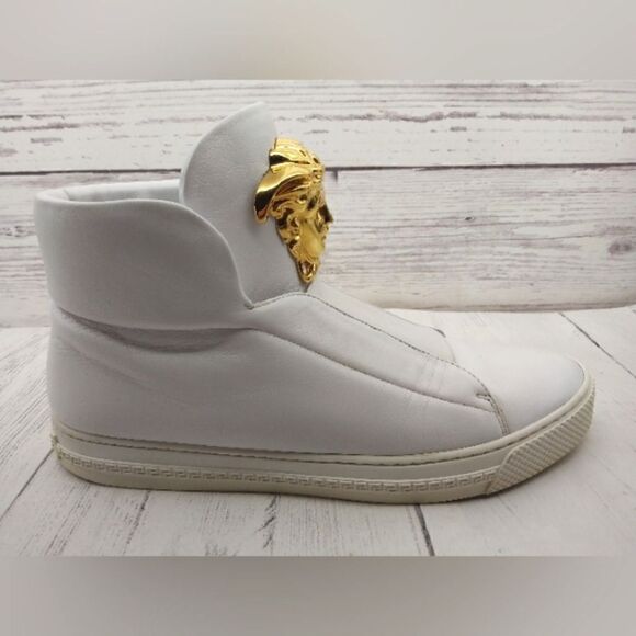 Versace Sneakers Shoes White Gold Medusa SZ 39 1/2 Women's - Picture 10 of 16